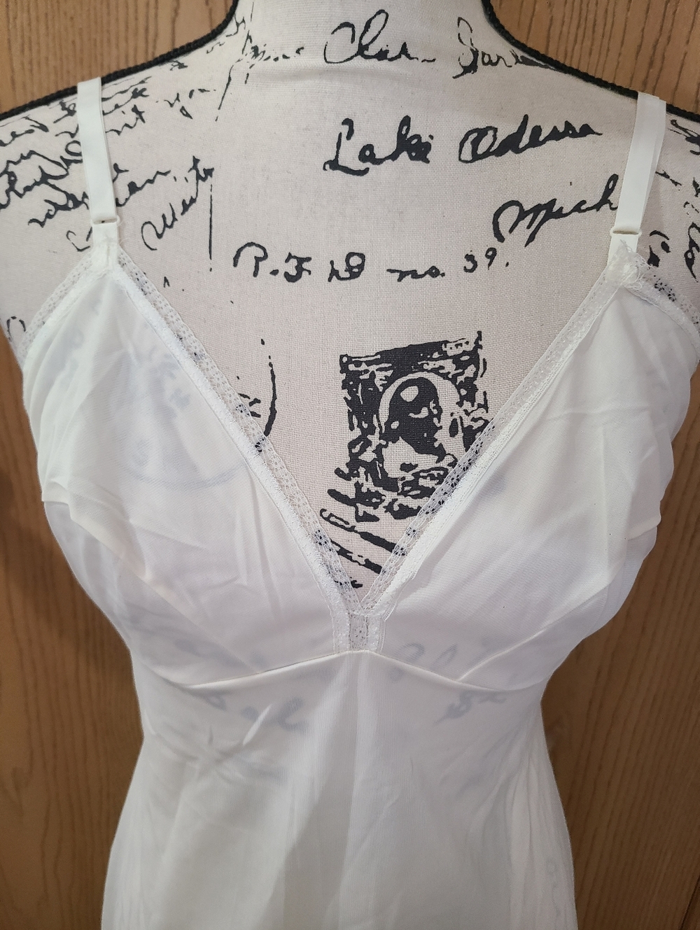 Lorraine Vintage Lace Trim Nylon Slit Full Length Slip Nightgown - Picture 2 of 5